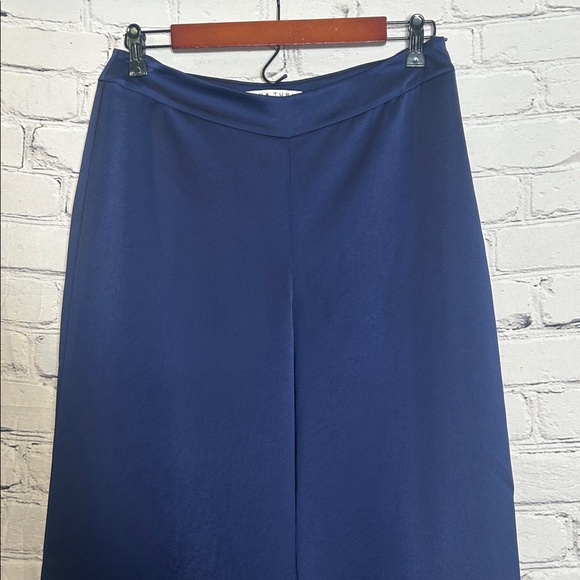 Trina Turk Blue Wide-Leg Pants Size 4 Excellent Condition - Picture 3 of 11